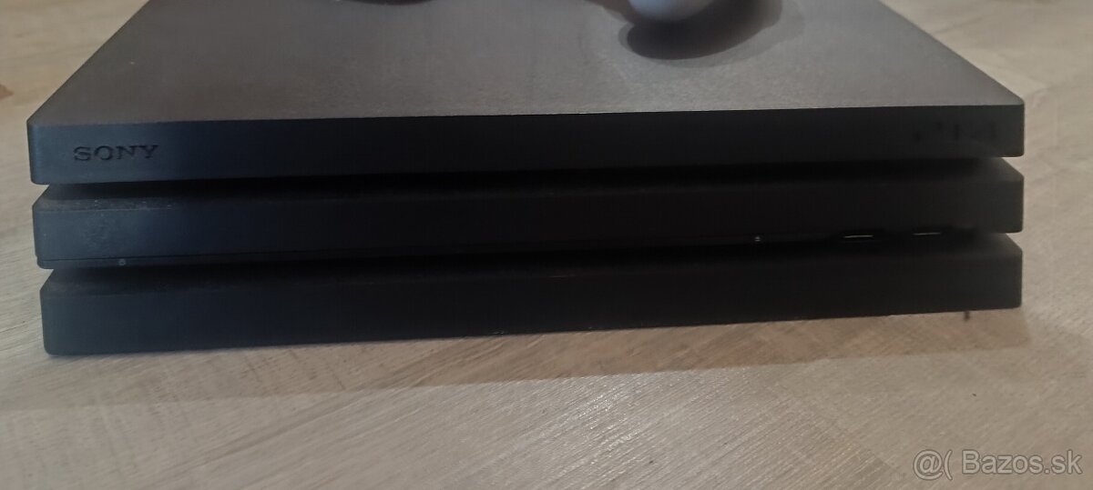 PS4 Pro - 2
