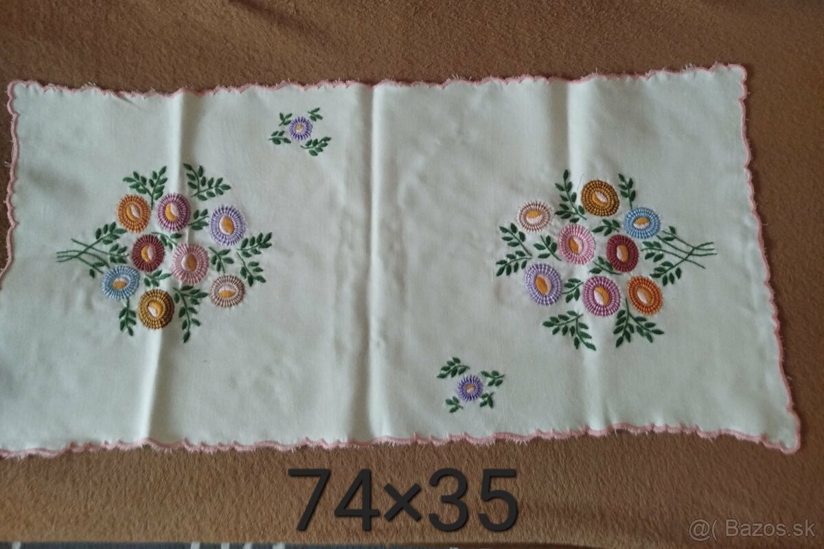 Ručne vyšívané obrusy. - 2