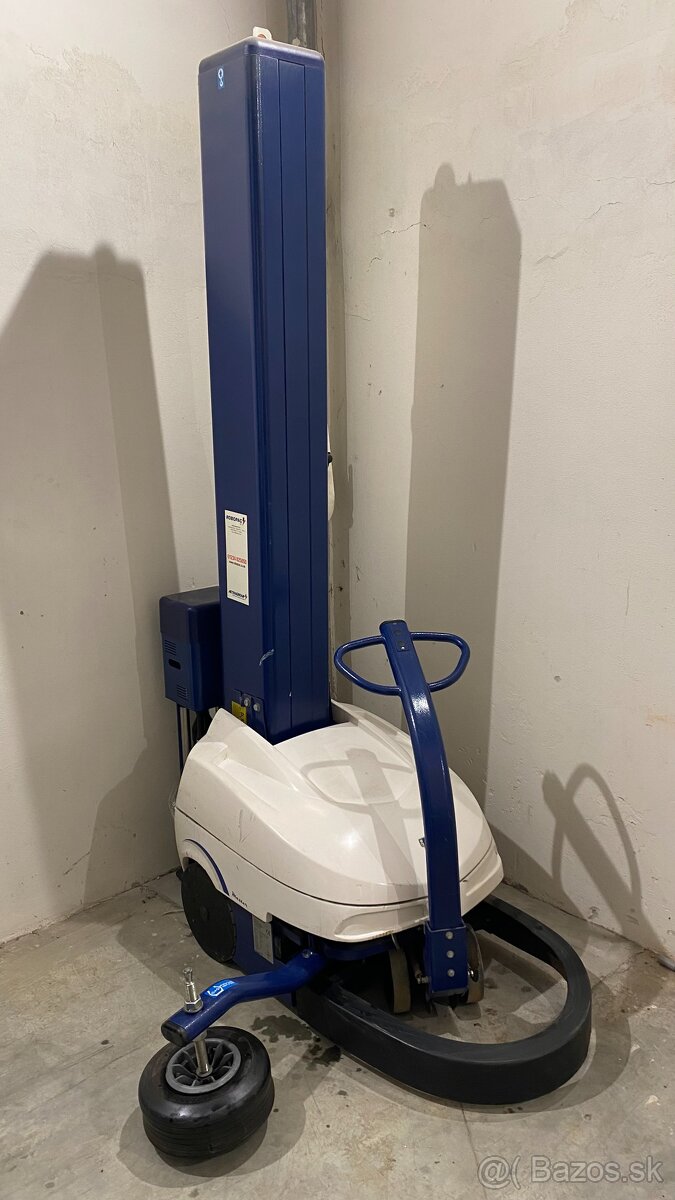 strečovací stroj ROBOPAC - 2