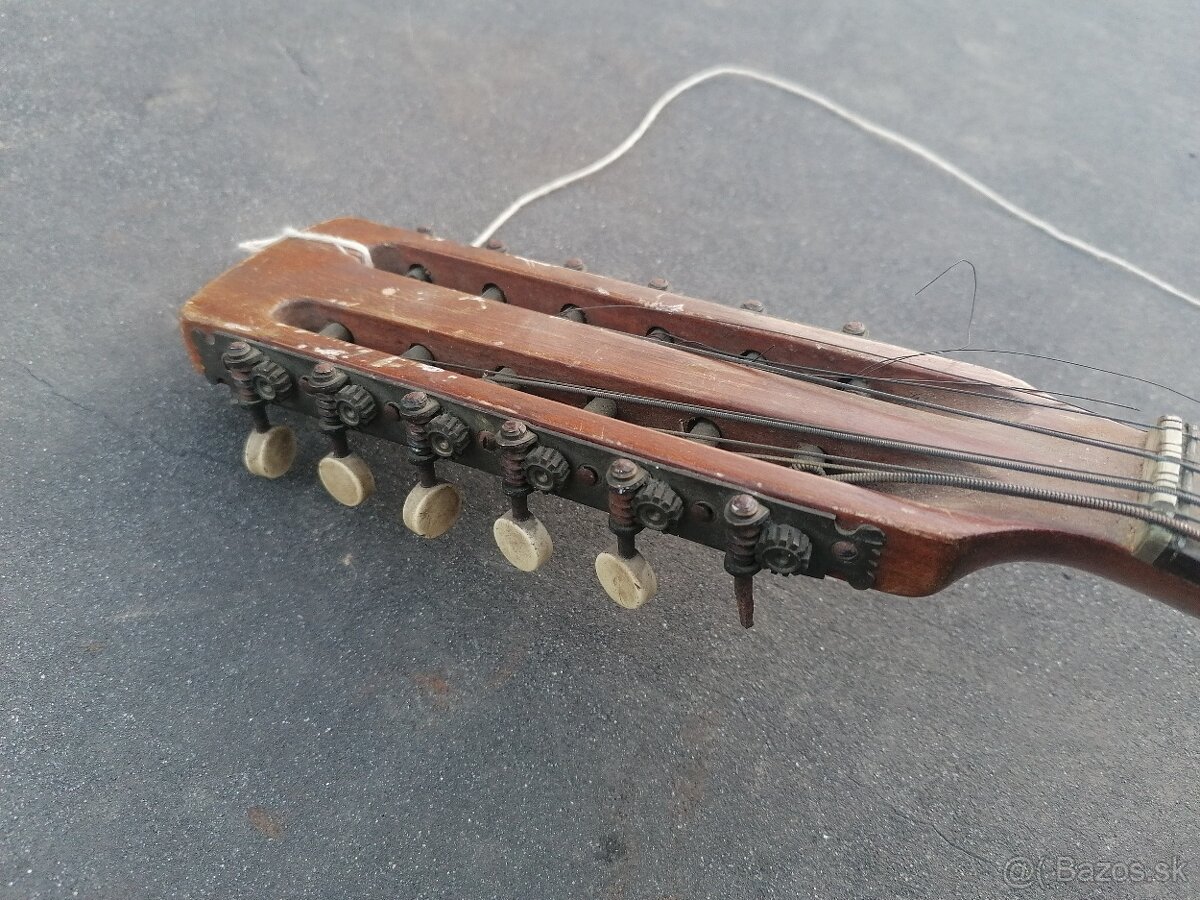 Predám starožitná mandolína - 2