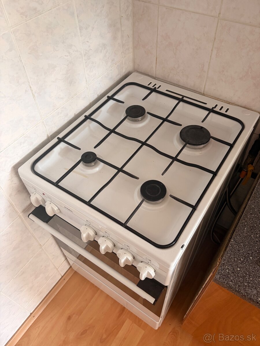 plynový sporák - 2