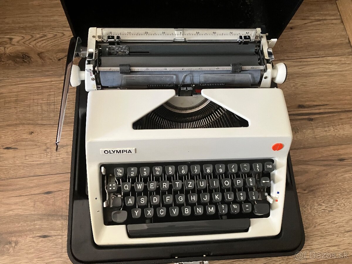 Olympia pisaci stroj - 2