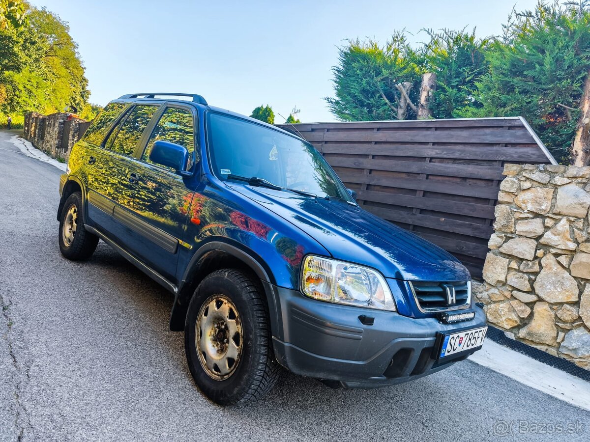 Predám Honda CR-V 2.0i 4x4 AUTOMAT