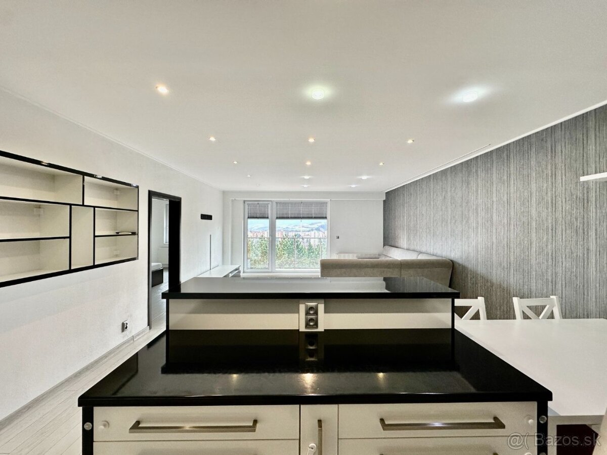 Luxusný 2-izbový byt s krásnym výhľadom na mesto a vnútorným - 2