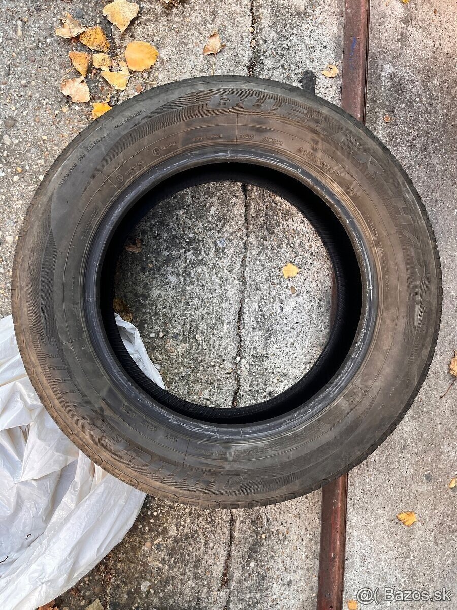 215/65 R17 -Bridgestone Dueler H/P SPORT - 6 mm - 2