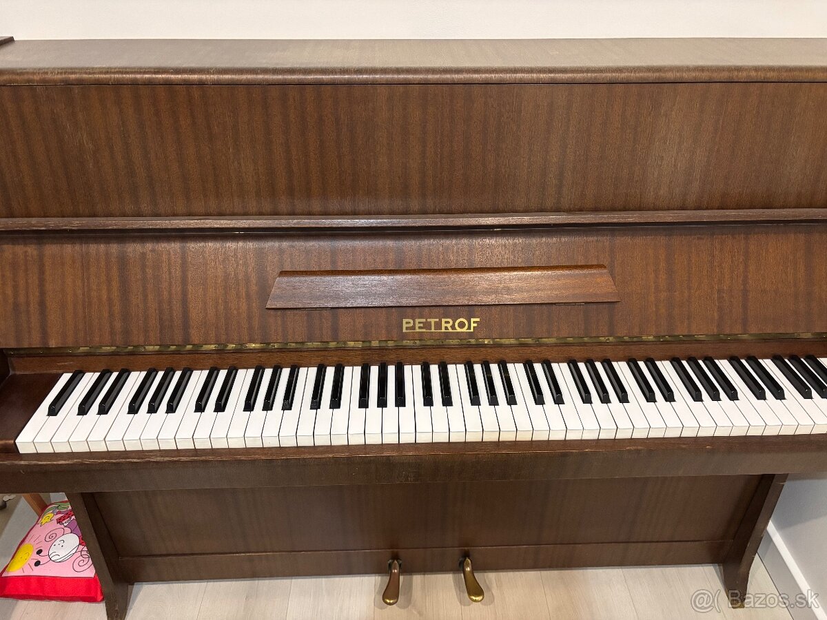 Klavir Petrof Piano - 2