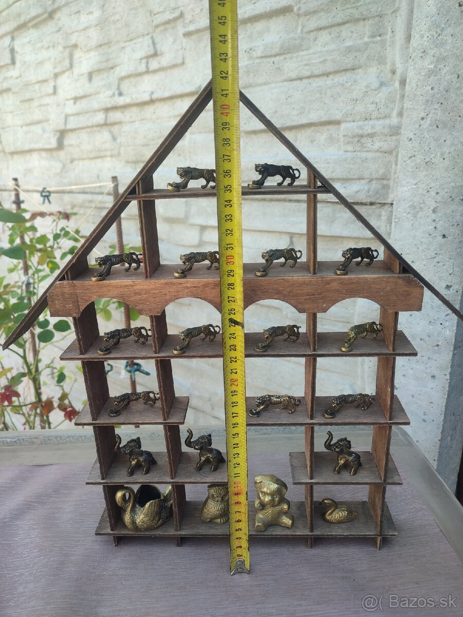 Miniatúry s domčekom 100€ - 2