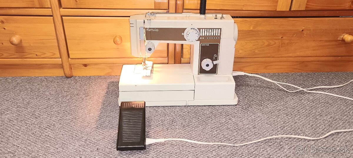 Predám šijací stroj Veritas Famula 4681 - 2