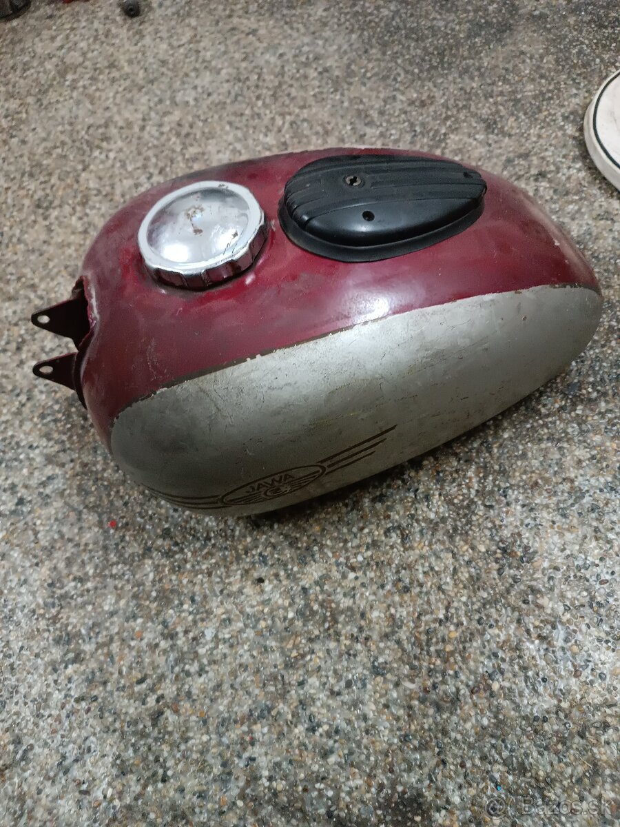 Predám nádrž Jawa ČZ - 2