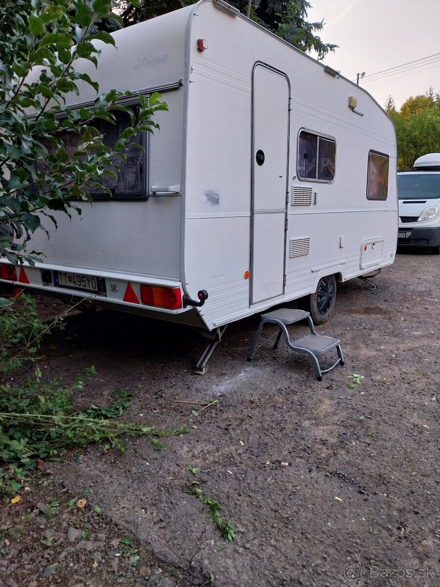 Predám karavan pre 4 osoby ( rýchlosť 100 KM/h )vTP - 2