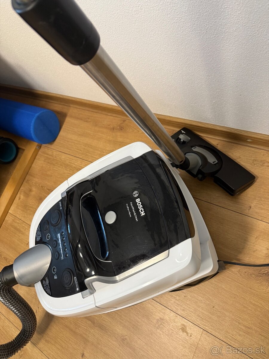 Bosch AquaWash & Clean - 2