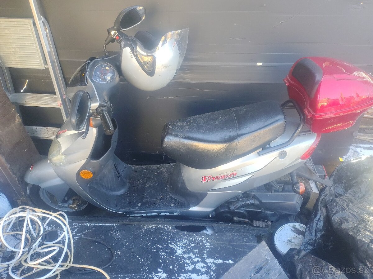 Predám skúter HONDA - 2