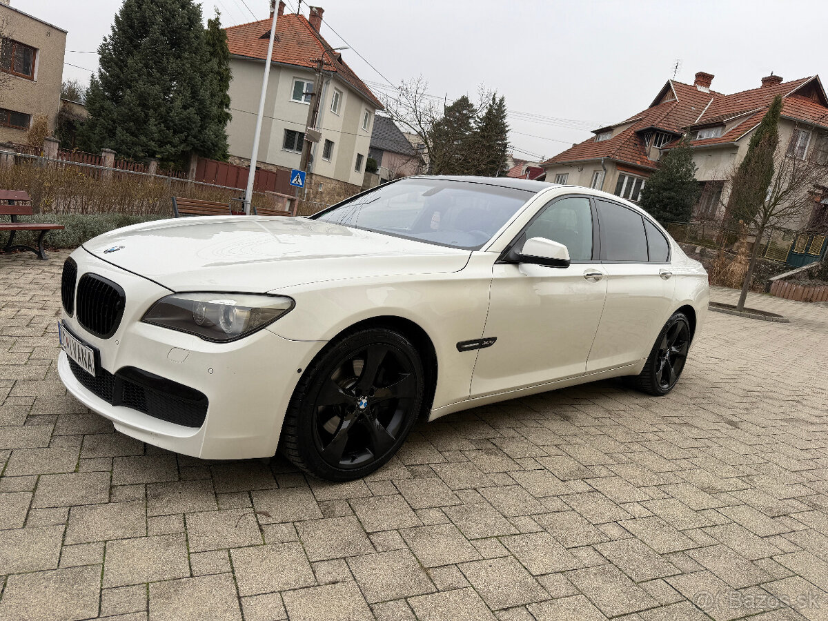 Predám BMW rad 7 740d xDrive 225kw M-Packet / CIC / Webasto - 2
