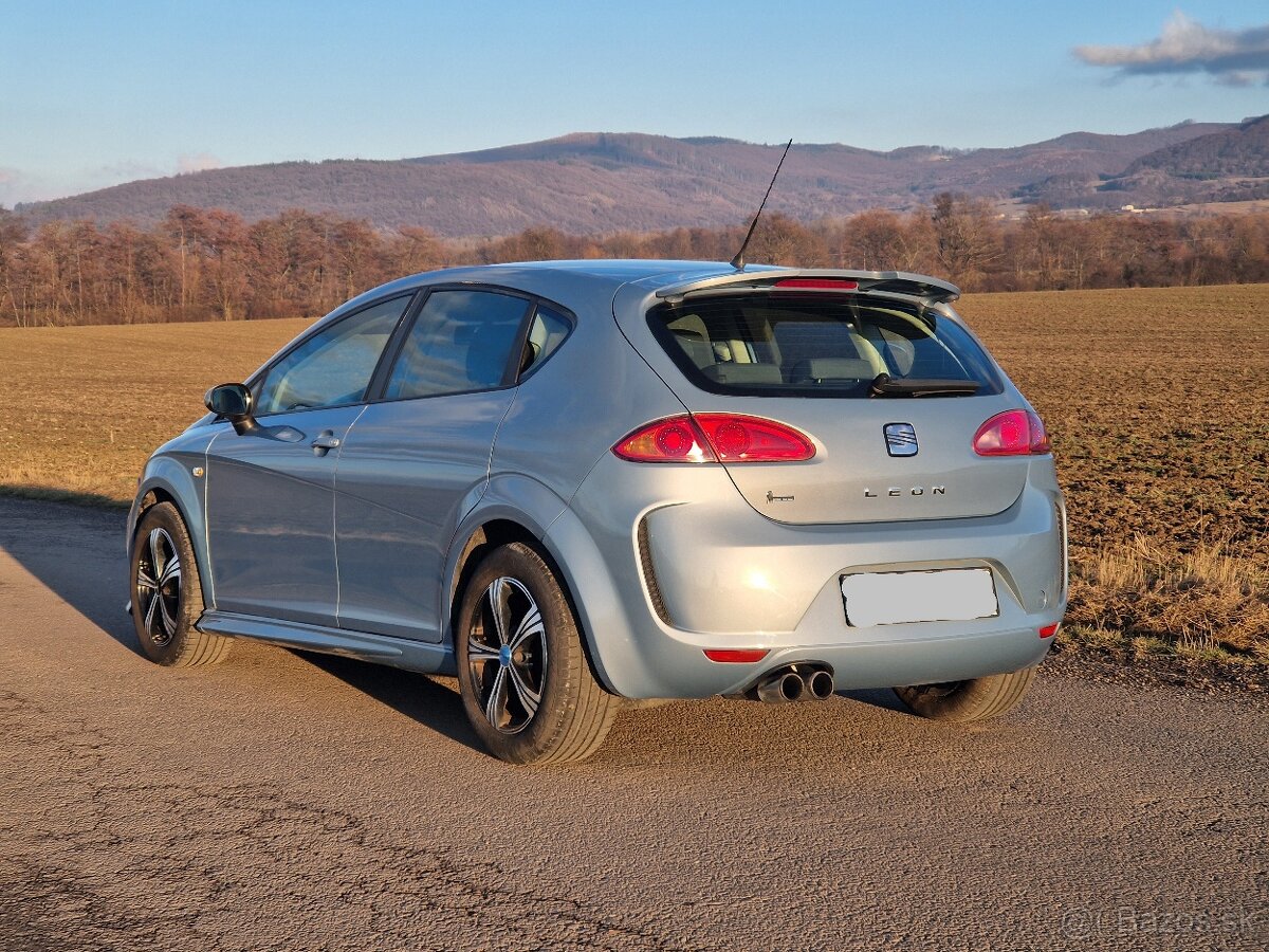Seat Leon 2,0tdi BLS - 2