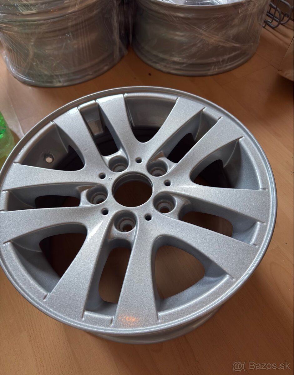 NOVÉ ELEKTRÓNY NA BMW A OPEL R16 - 2