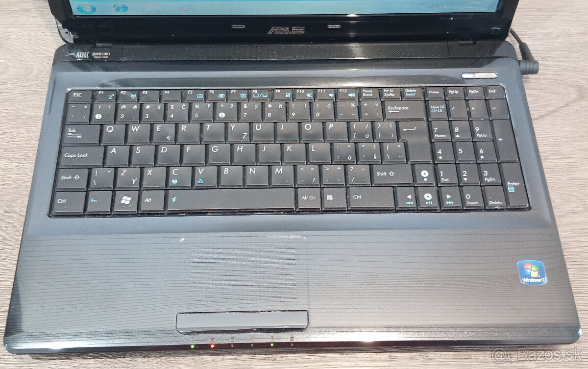 ASUS A52N - 2
