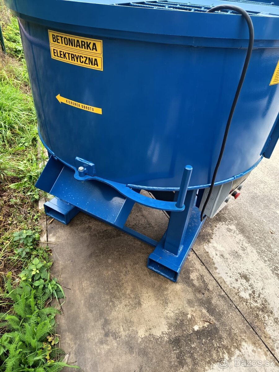 Elektrická miešačka 600L - 2