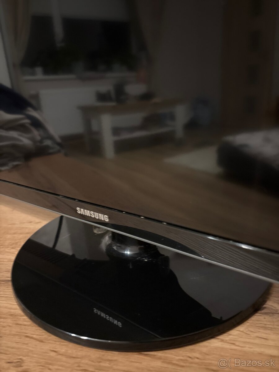 Samsung Televízor - 2