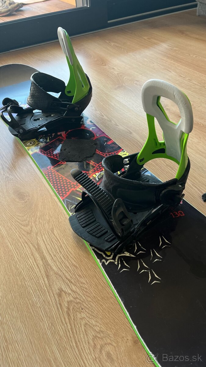 Detsky snowboard - 2