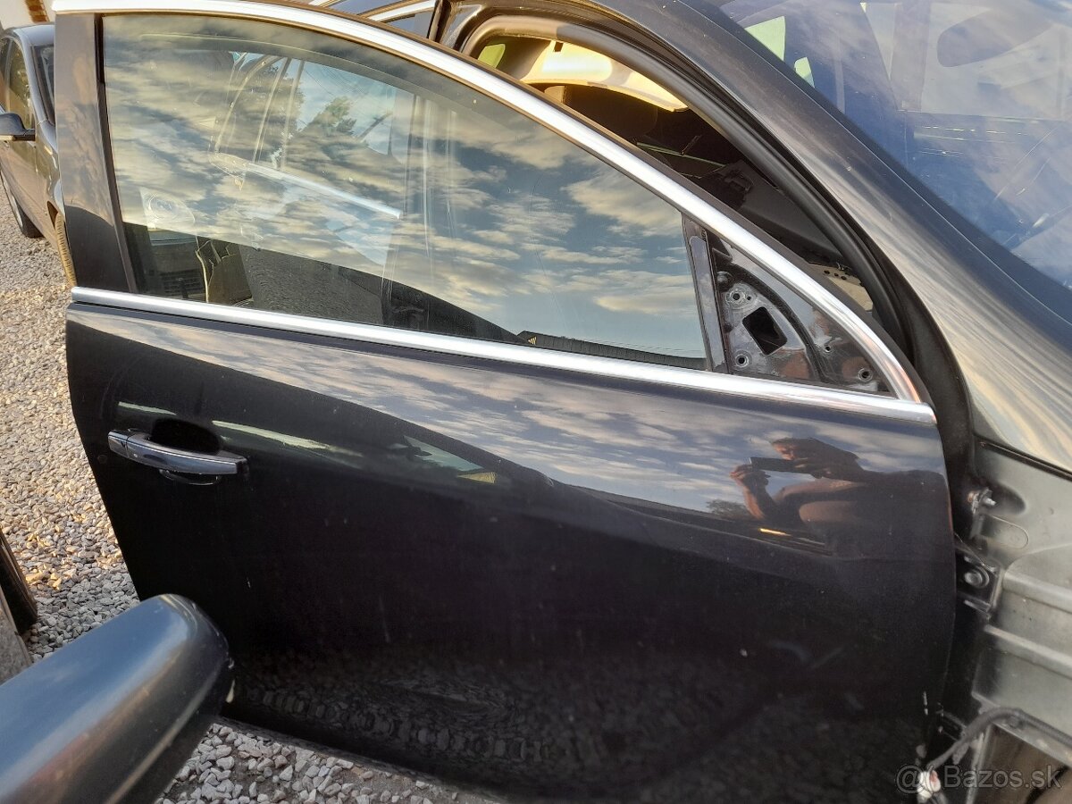 Predám Opel Insignia 2.0 cdti na ND - 2