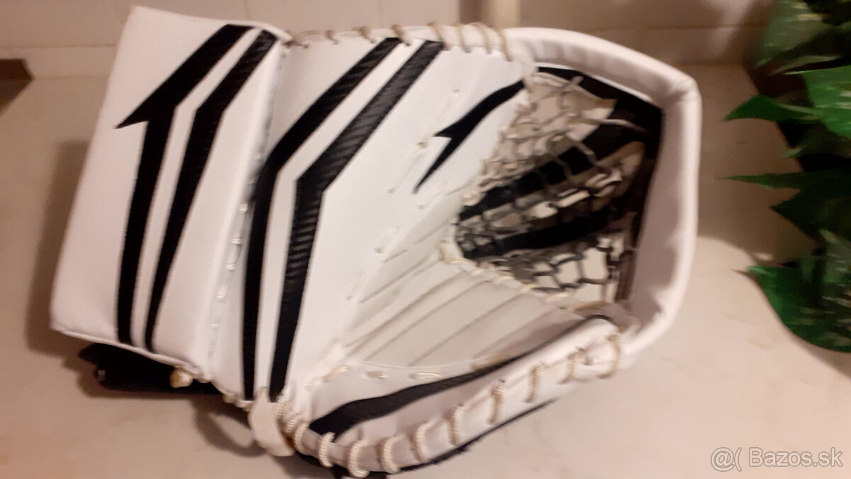 Predám brankársku lapačku Vaughn - 2