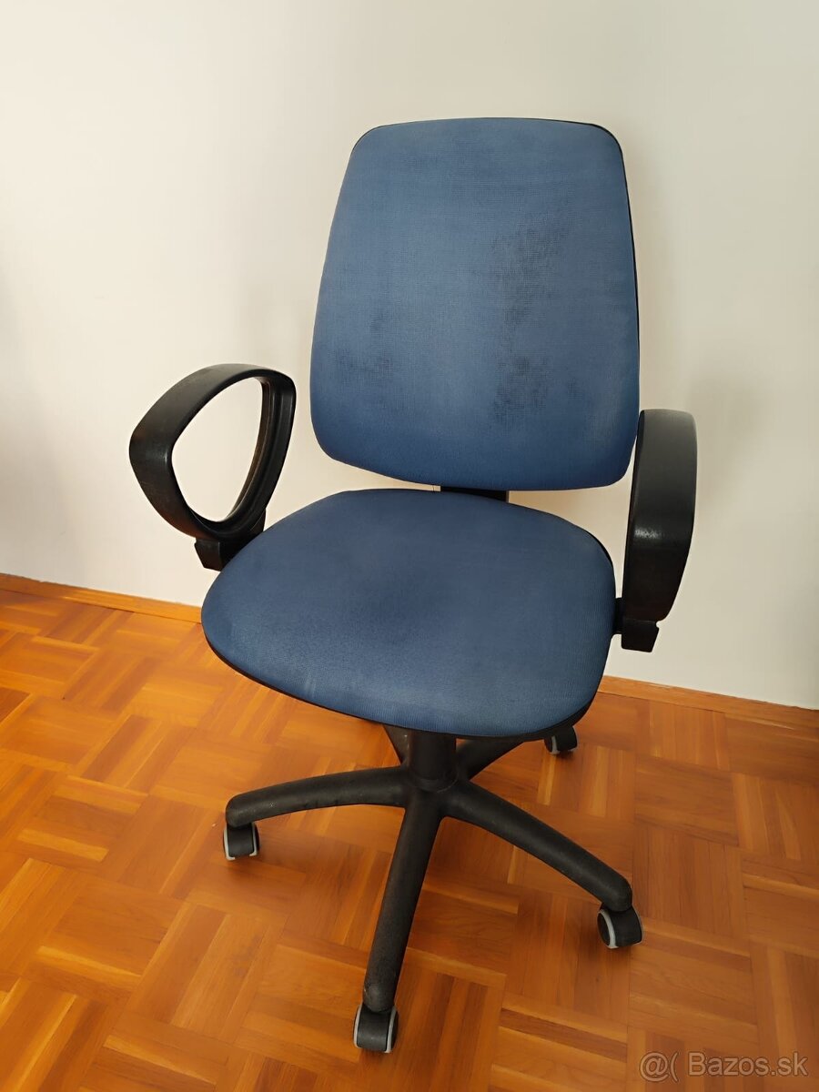 Dve stoličky pre školákov - 2
