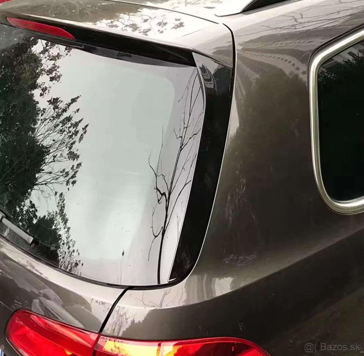 Zadný spoiler VW Passat B7 Kombi - 2