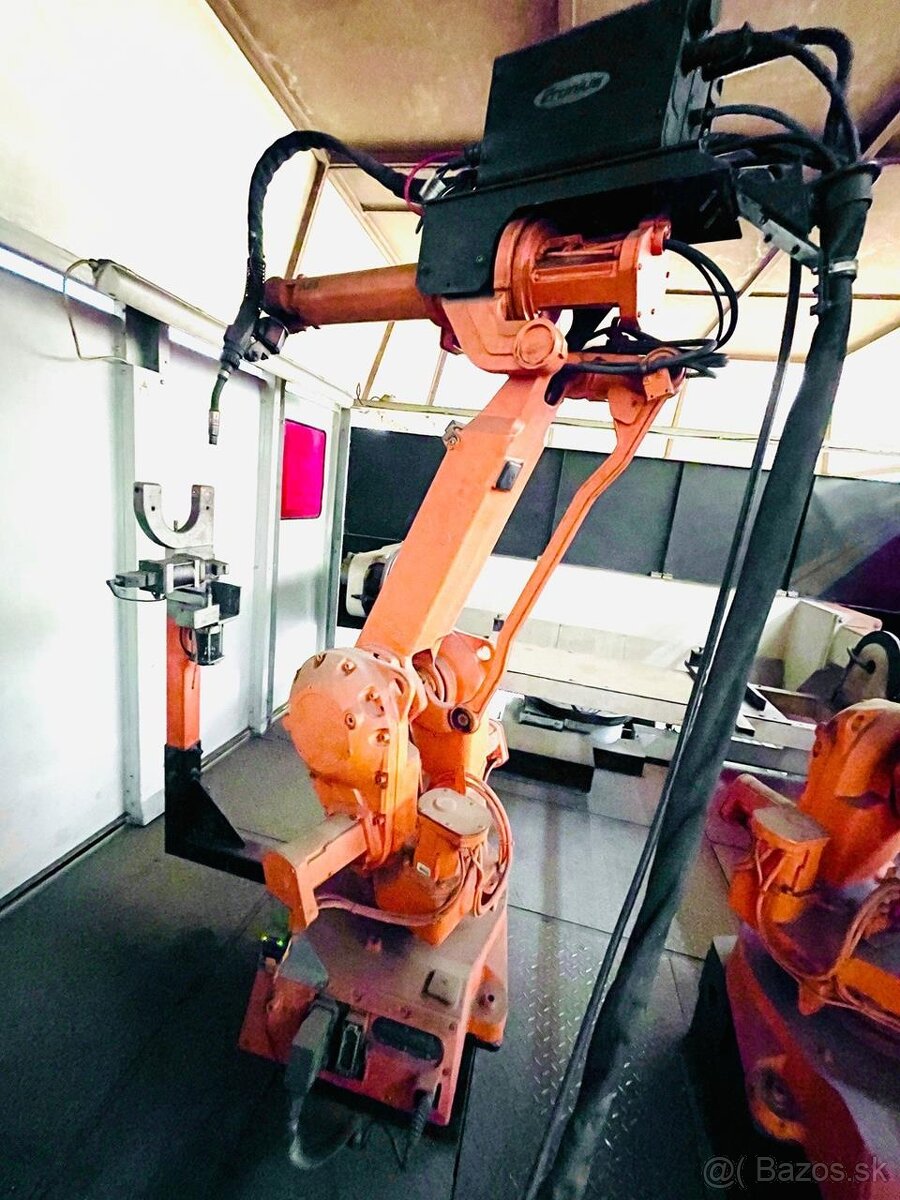 Robotická svařovací buňka Robolution 2x ABB IRB 2400L (8389) - 2