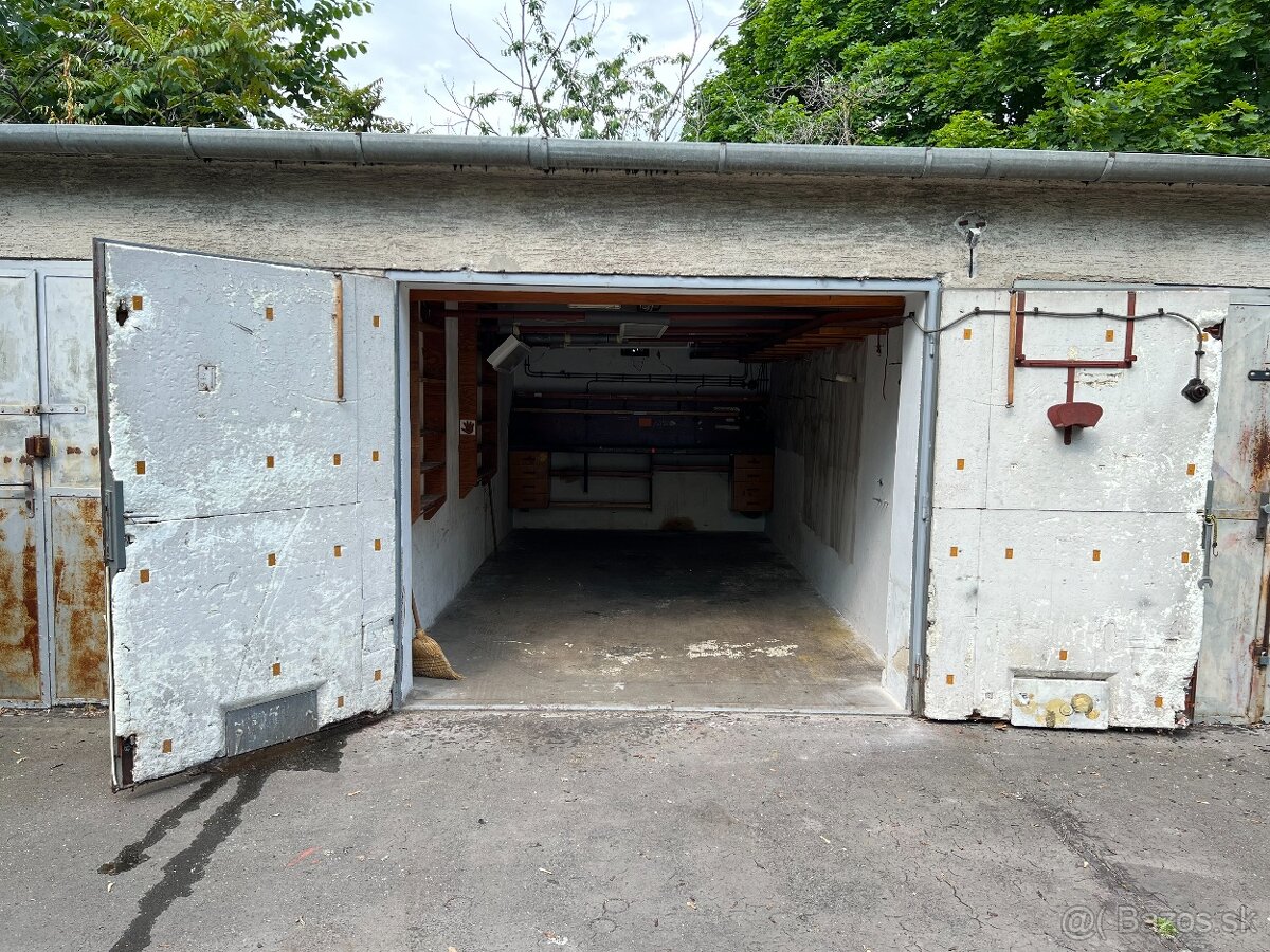 Garáž Papraďová Ružinov - 2