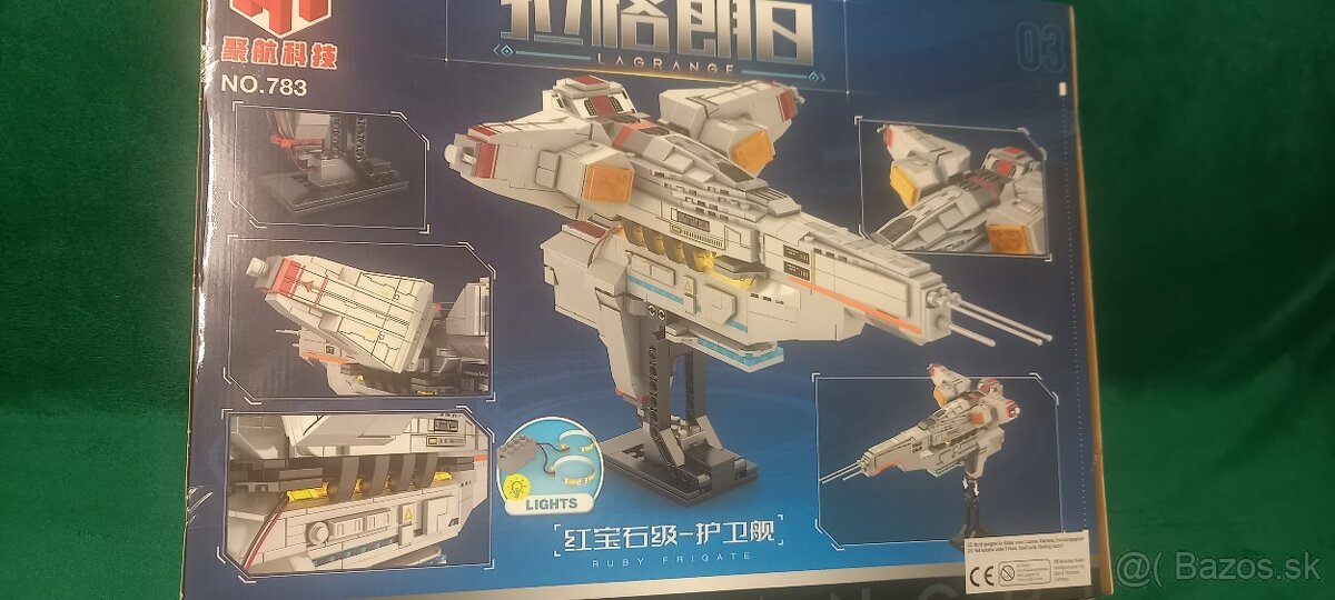 Stavebnica- vesmírna loď, vintage fotoaparát, autíčko - 2