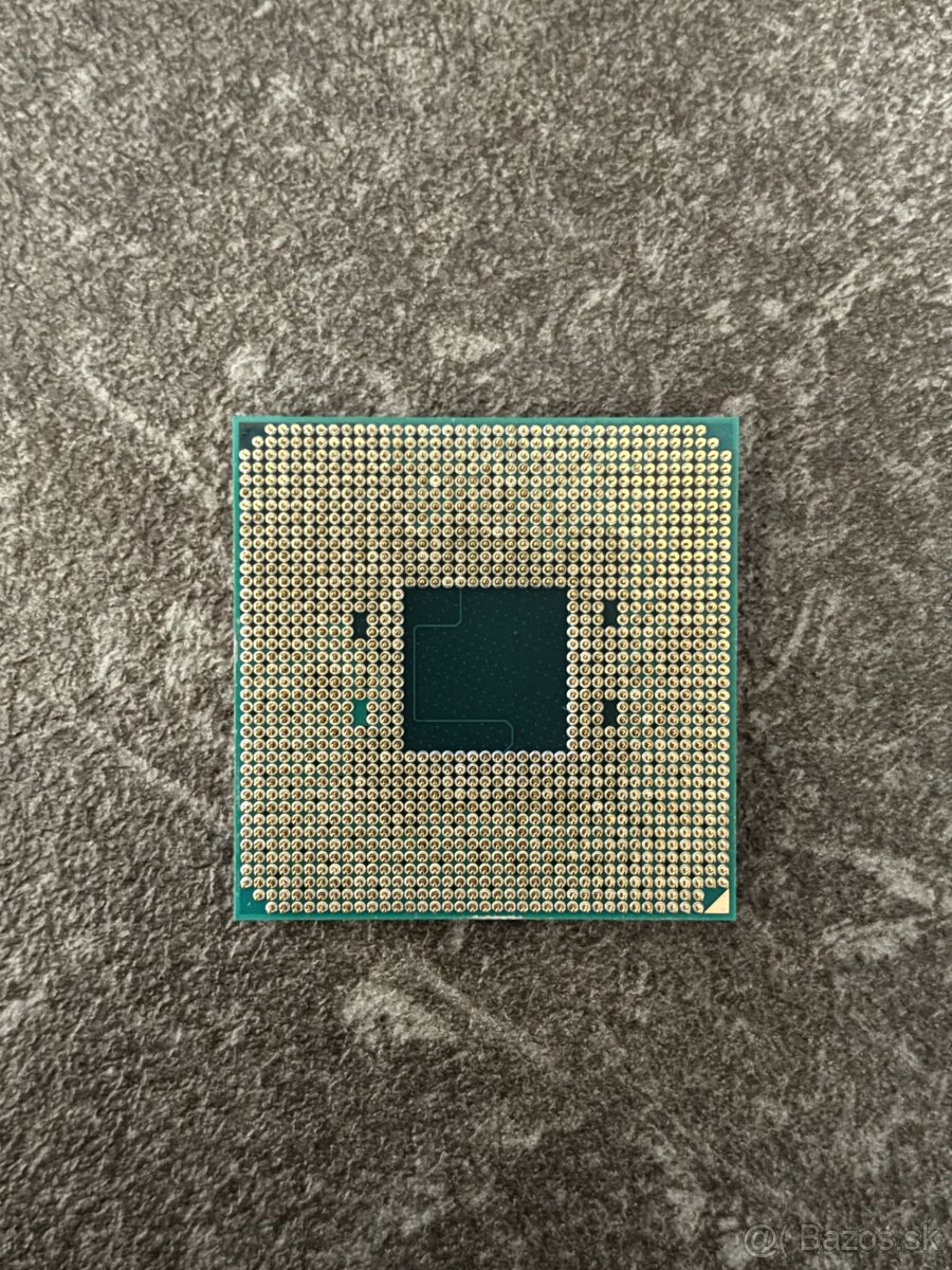 Predám procesor AMD Ryzen 5 PRO 3350GE - 2