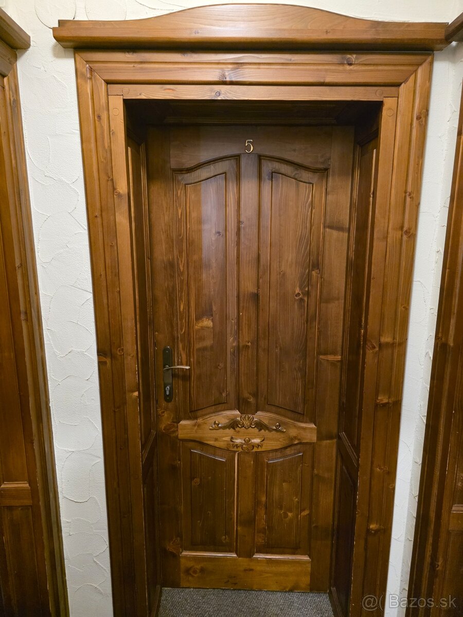 Predám dvere z masivu - 2