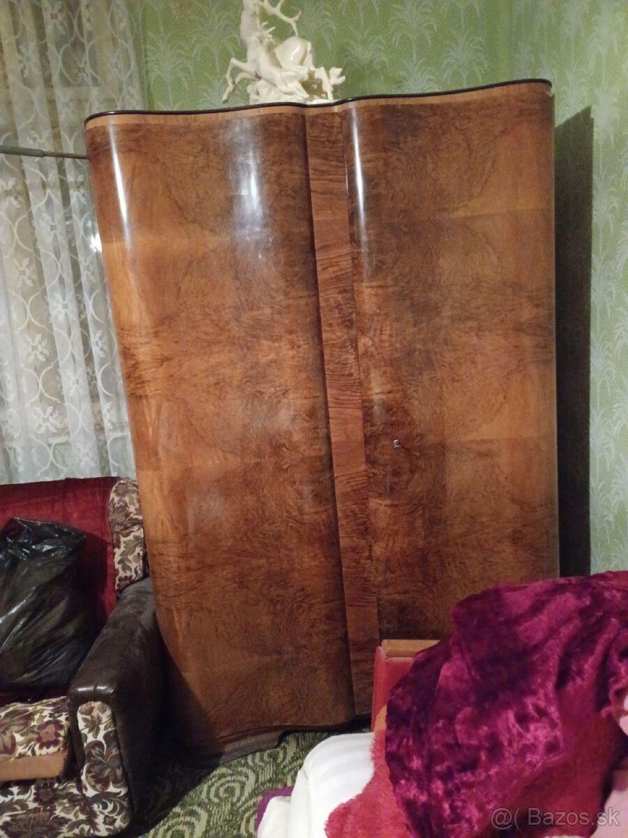 Historický nábytok - 2