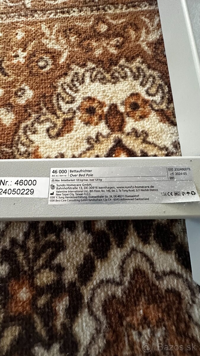 Hrazda k posteli - 2