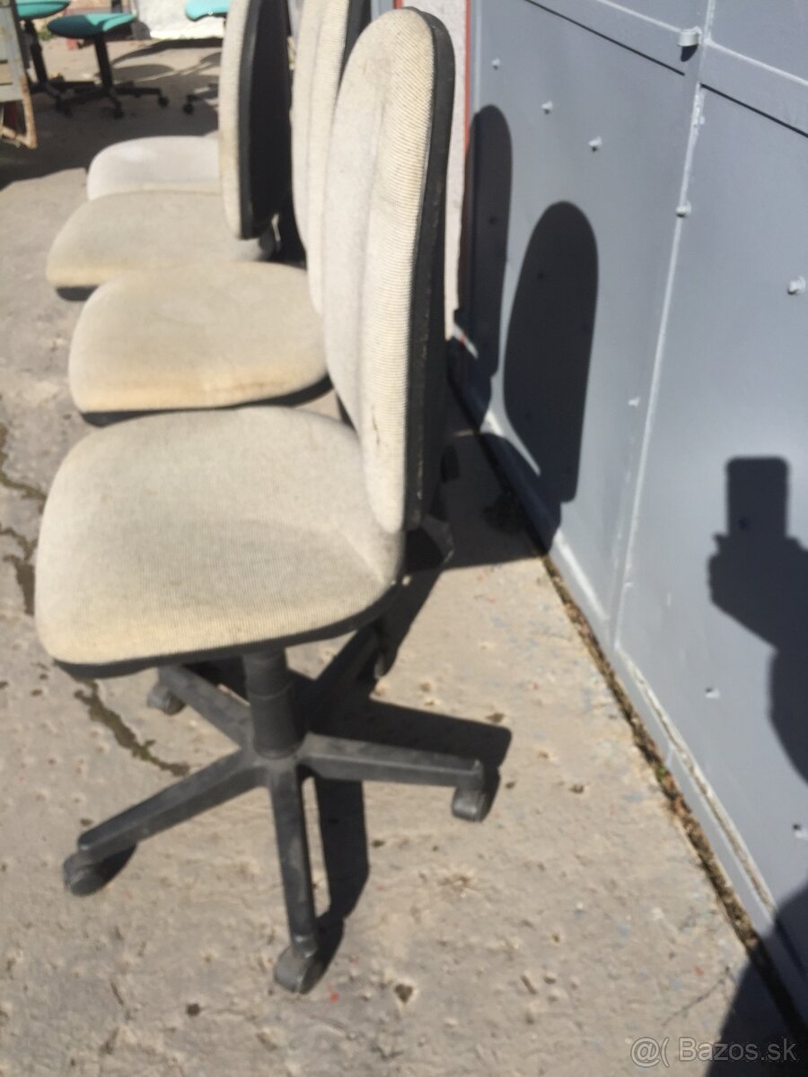Kancelárske stoličky - 2