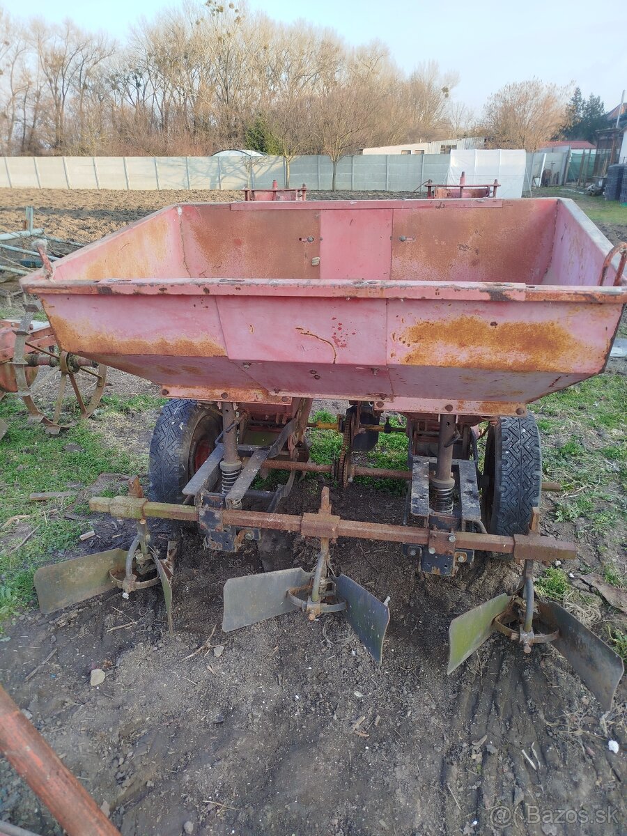 Sadzač zemiakov - 2