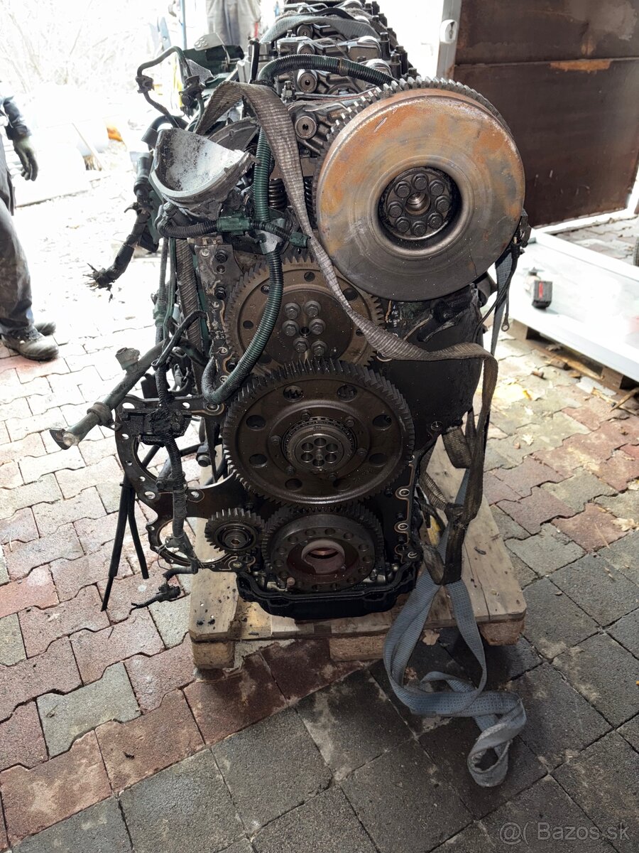 Volvo - 2