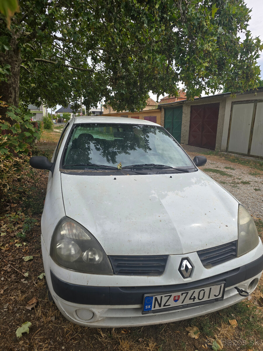 Predám Renault Clio 2003 1.5dci na súčiastky - 2
