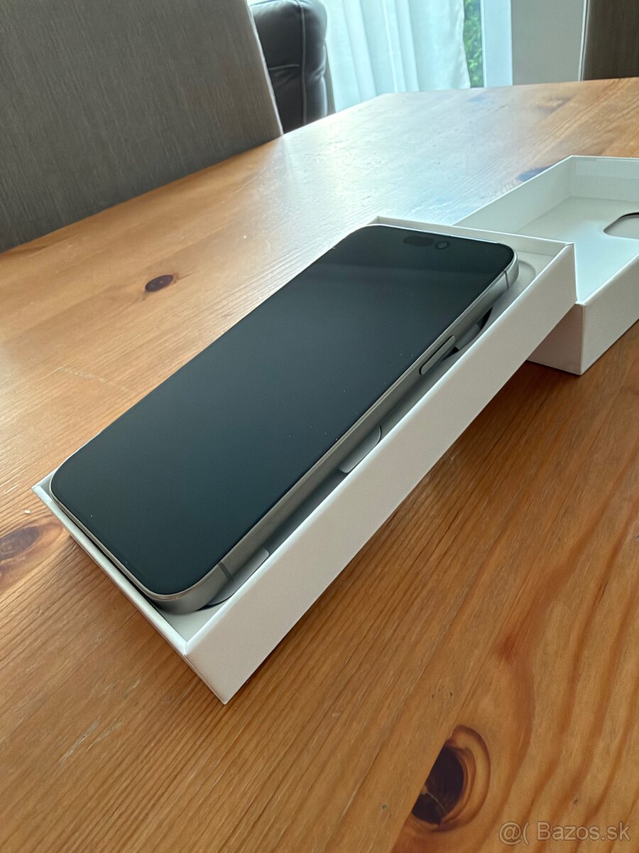 iPhone 15 Pro Max 256 GB - 2