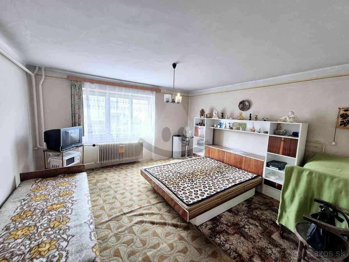 Priestranný 4-izbový dom s vedľajšou budovou Gabčíkovo - 2