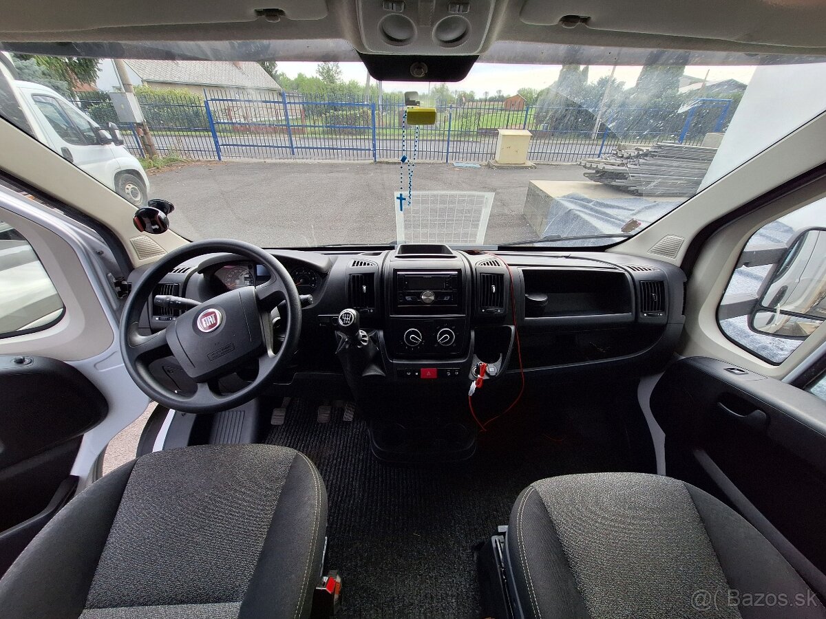 Fiat Ducato Maxi 2.3 MultiJet dodávka - Double kabína - 2