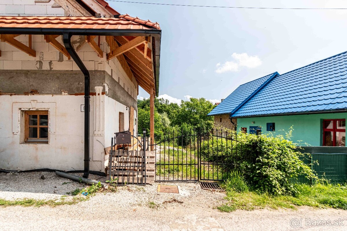 BEDES | Tradičný rodinný dom v rekonštrukcií, obec Šútovce - 2