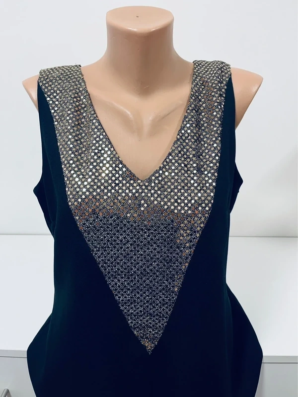 Elegantné Čierne Šaty Millennium s Oslnivými Zlatými Trbliet - 2