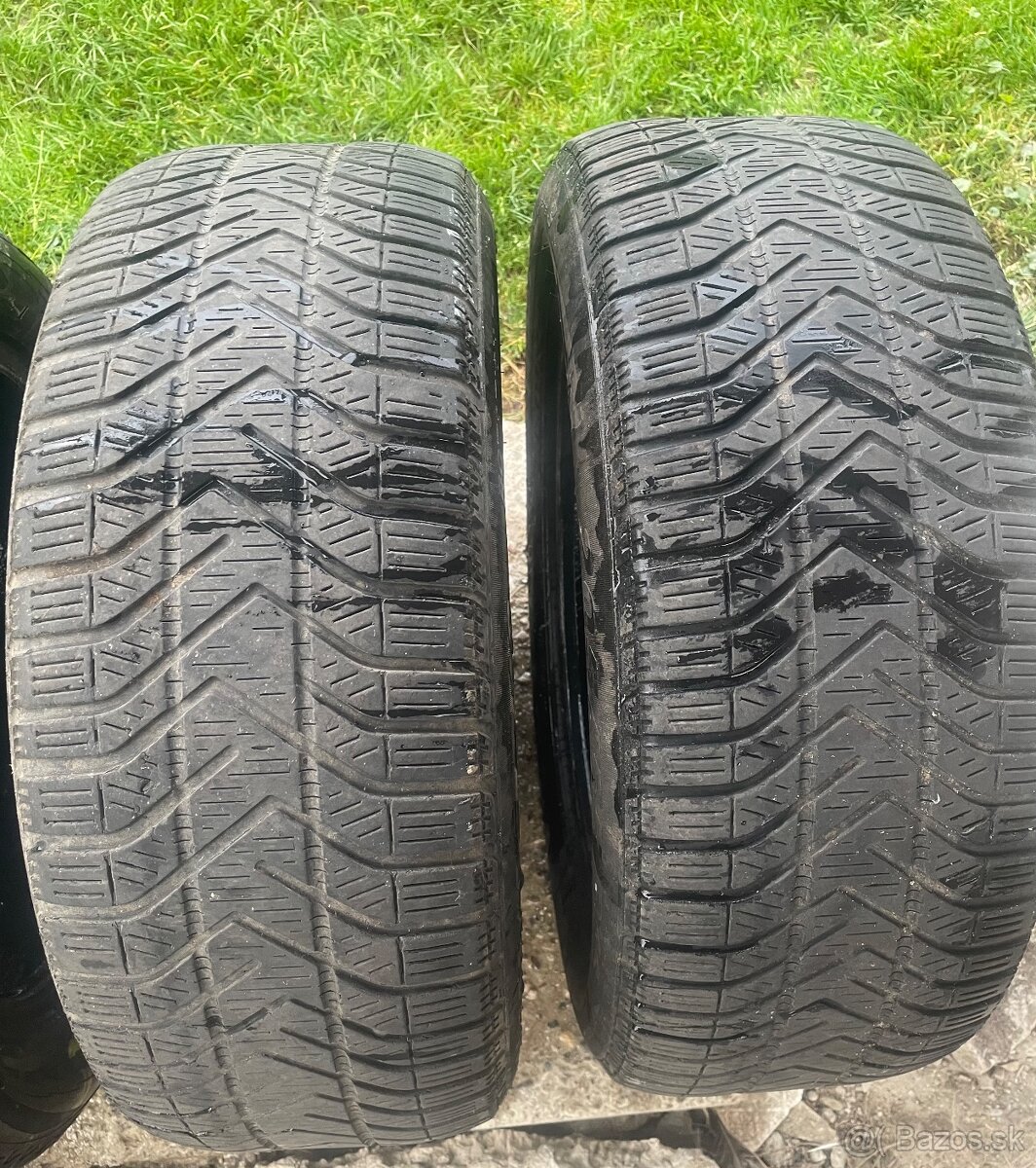 Predám 205/55 R16 zimne 4ks celoročne - 2