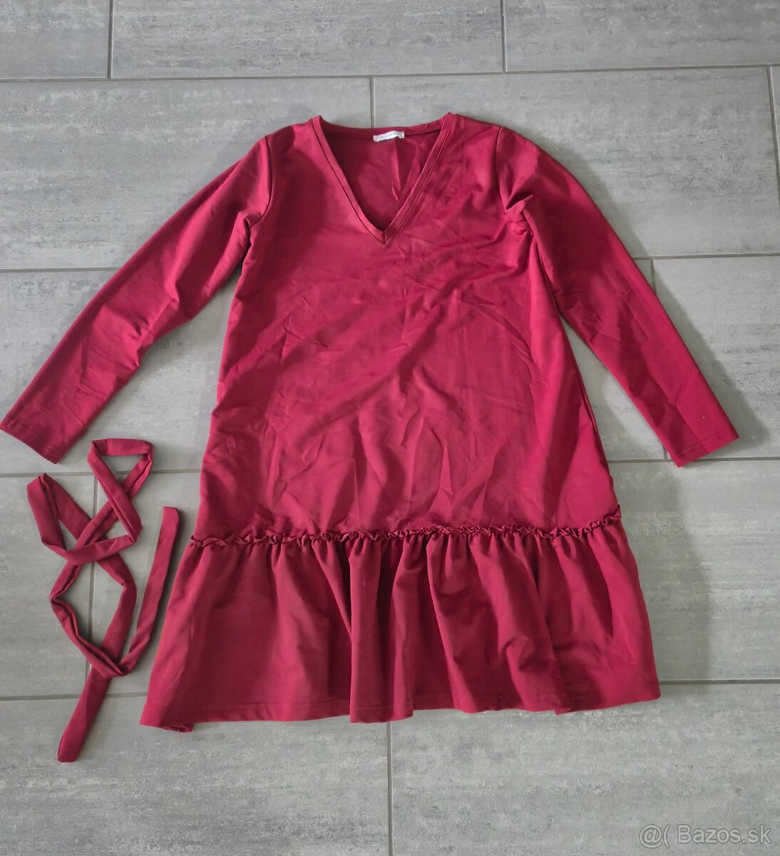 Červené šaty - 2