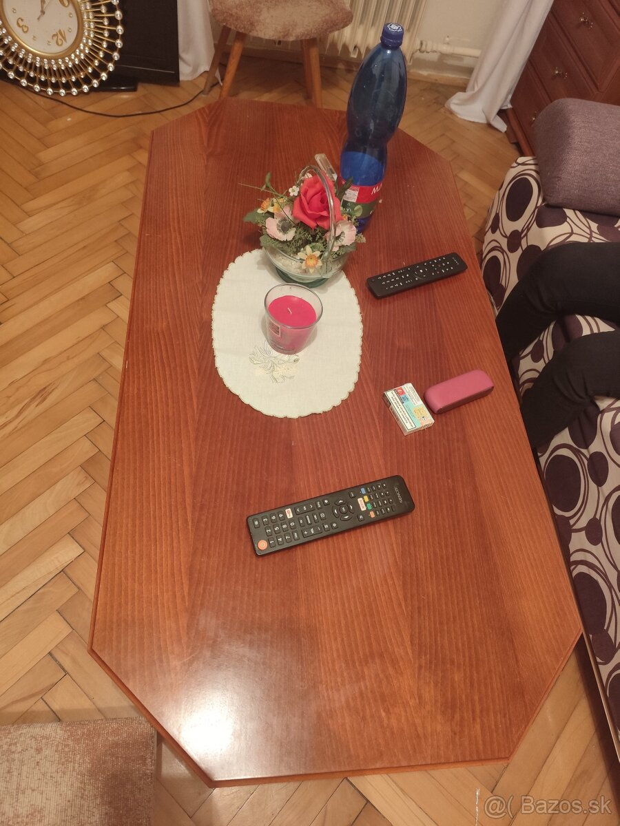 Obyvačkový nábytok - 2