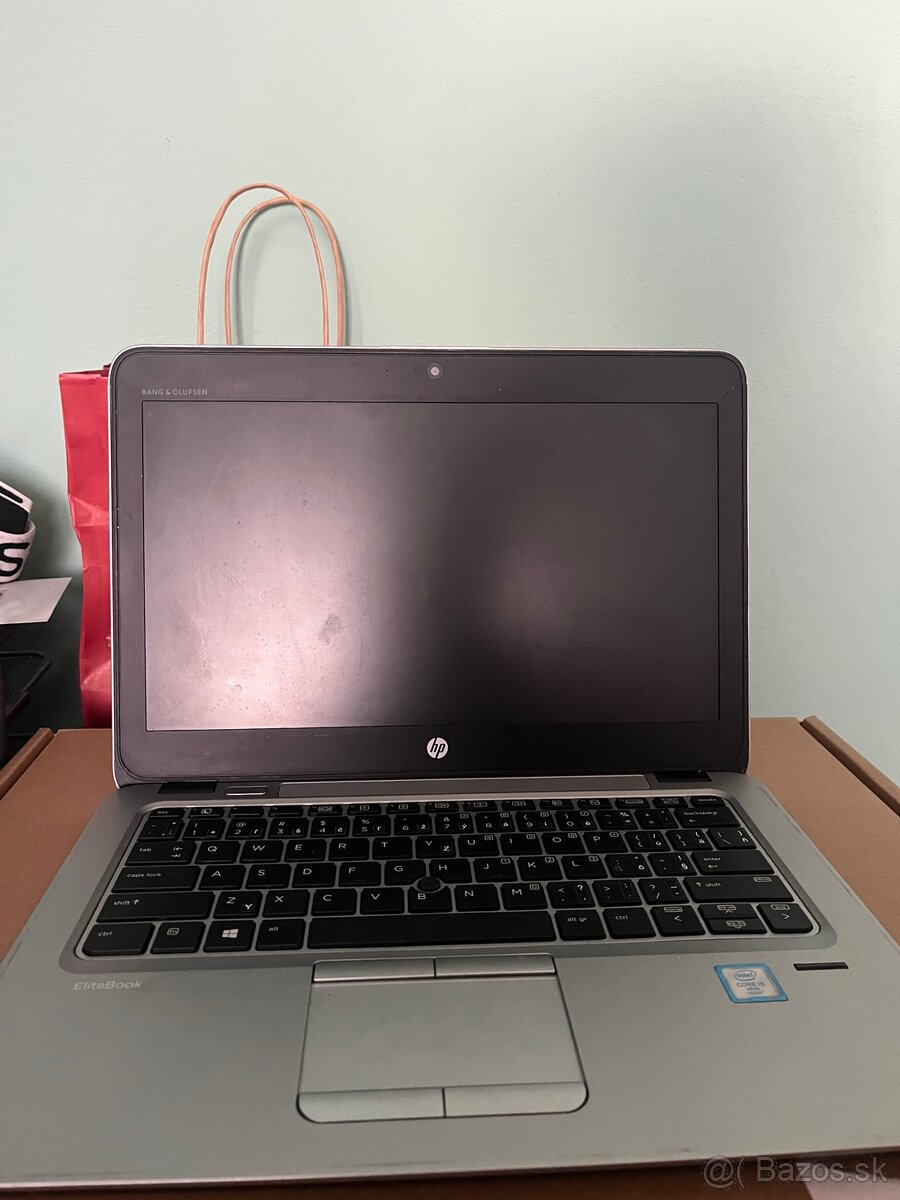 HP EliteBook 820 G3 - ND - 2
