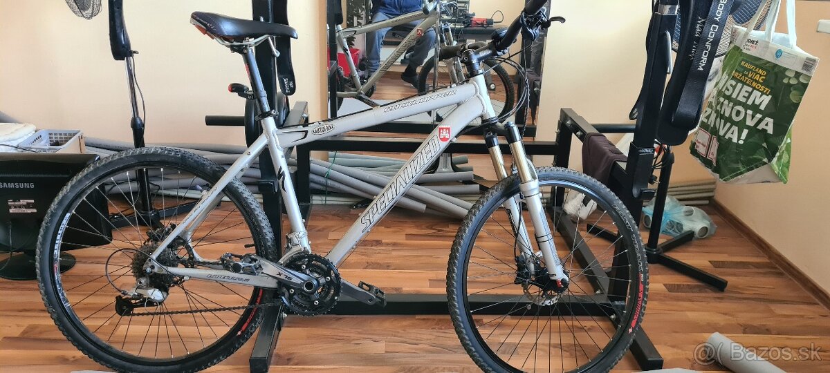 Specialized Rock Hopper - 2