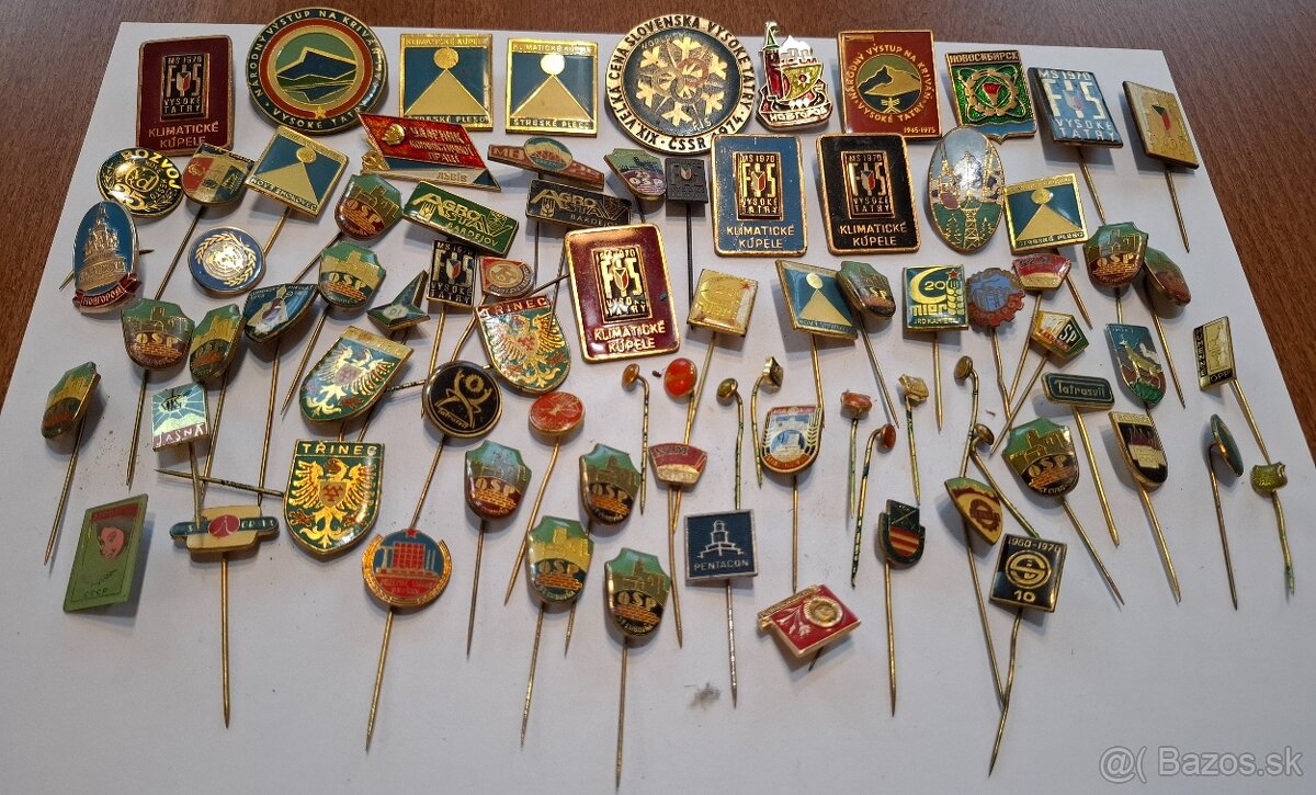 Predam zbierku odznakov - 2