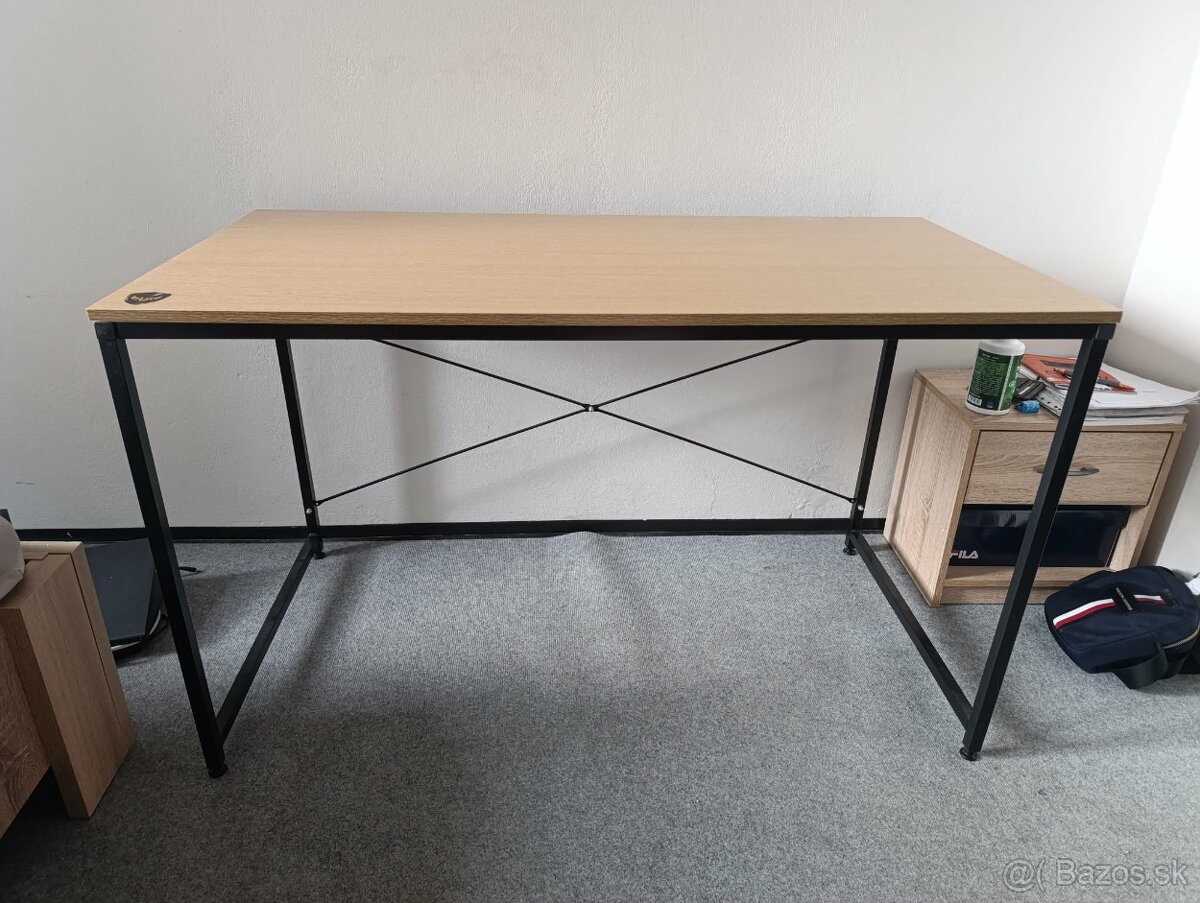 Predám Kancelársky stôl - 2